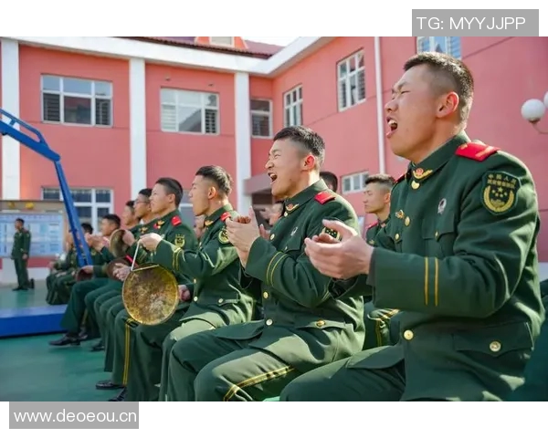 以球场为舞台，激烈竞技与团队精神交织的赛场盛宴